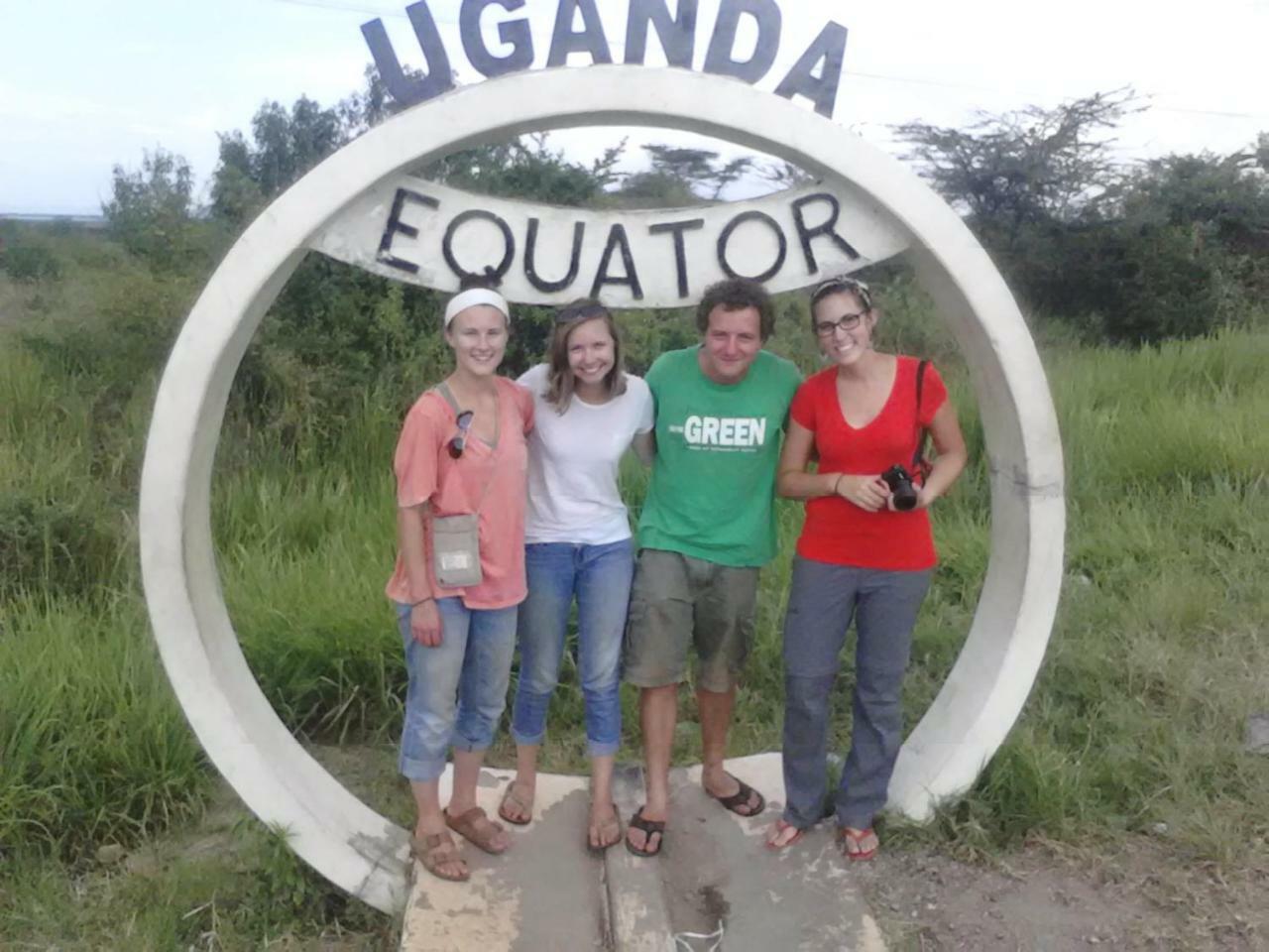 Rwenzori International Hotel Касесе Экстерьер фото